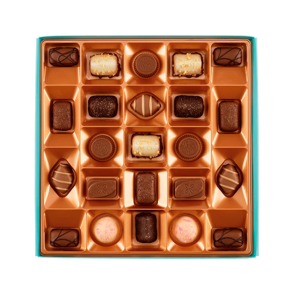 Thorntons Classic Collection Chocolate Gift Box 262g Assorted Luxury Chocolates