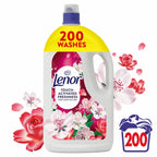 Lenor Concentrate Wild Berries and Jasmine Fabric Conditioner, 200 Wash (4L)