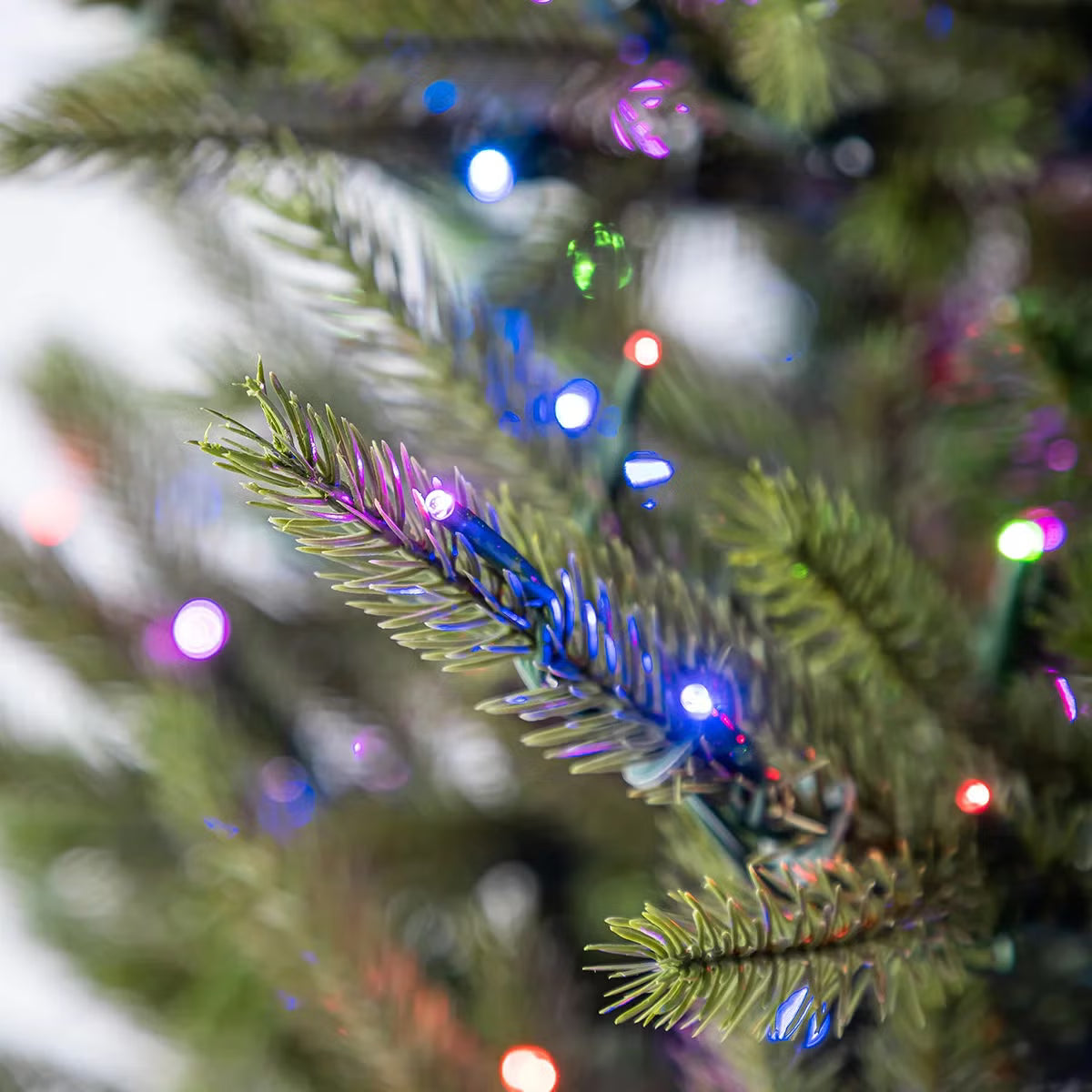 7.5 ft (2.3m) Pre-Lit Euro Style Artificial Christmas Tree With 1400 Colour Changing Twinkle Micro LED LightsLED Tree