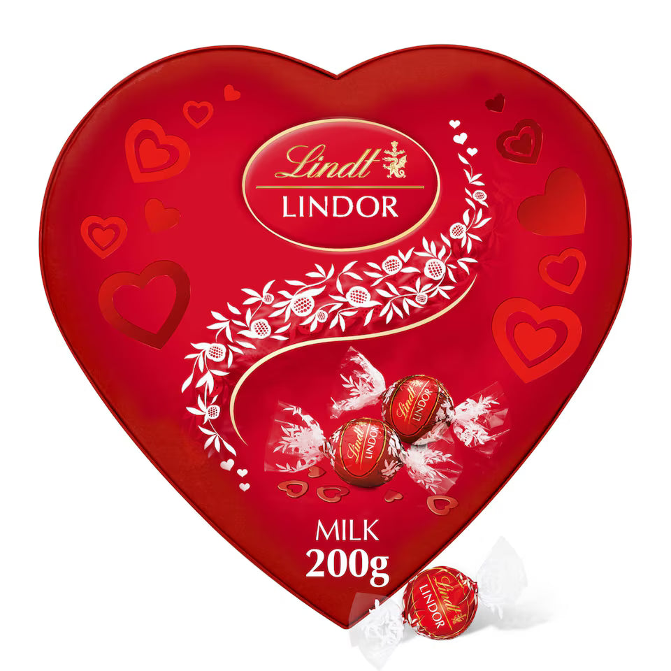 Lindt Lindor Milk Chocolate Heart 200G (Pack of 1)
